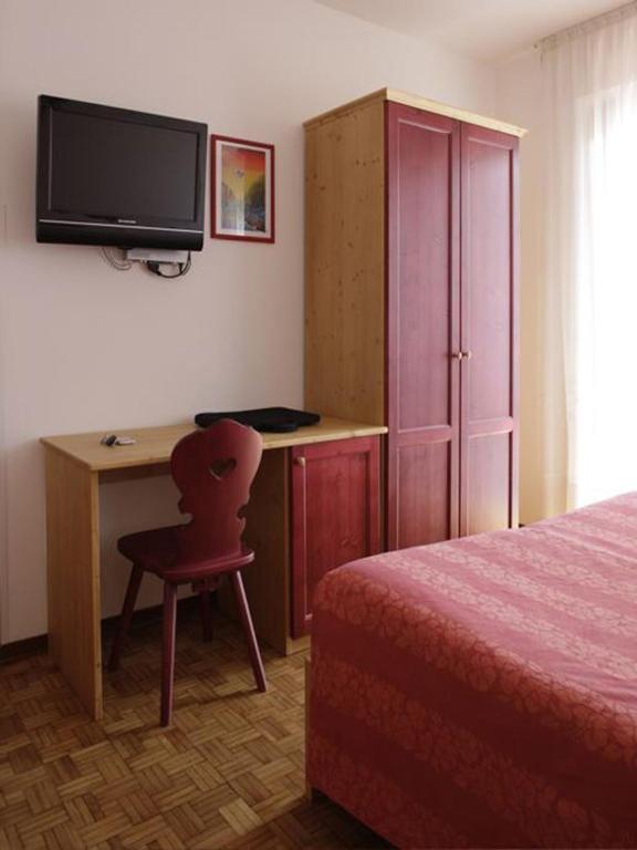 ארונצו די קדורה Albergo Miravalle מראה חיצוני תמונה